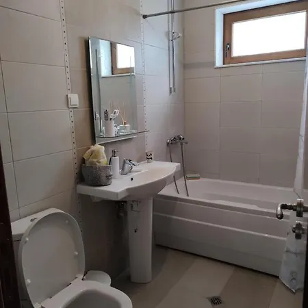 за гости виктория