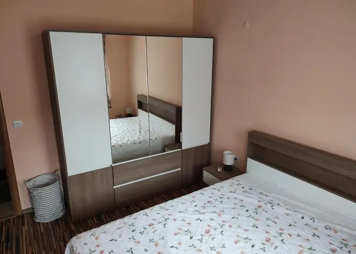 за гости виктория