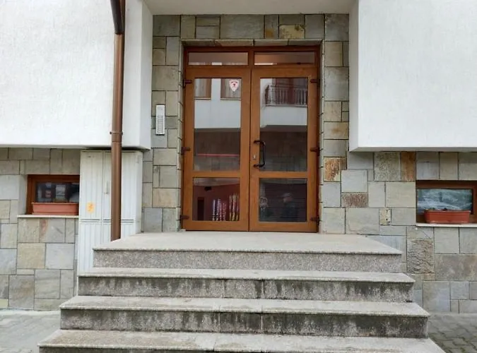 за гости виктория Daire